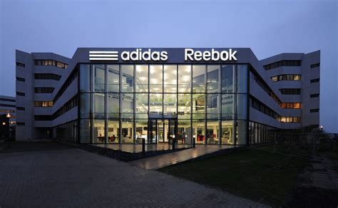 adidas reebok amsterdam zuidoost